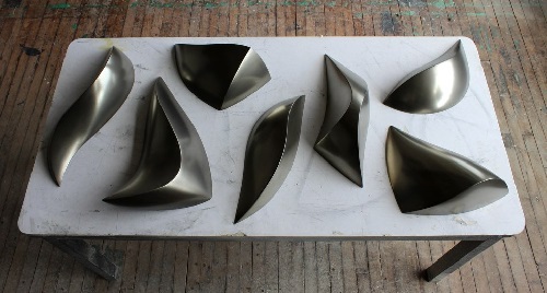Conjunto de esculturas de la colección “Tools“, de Bill Thompson